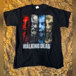 The Walking Dead T-shirt 🖤 ♥️ 💙💛